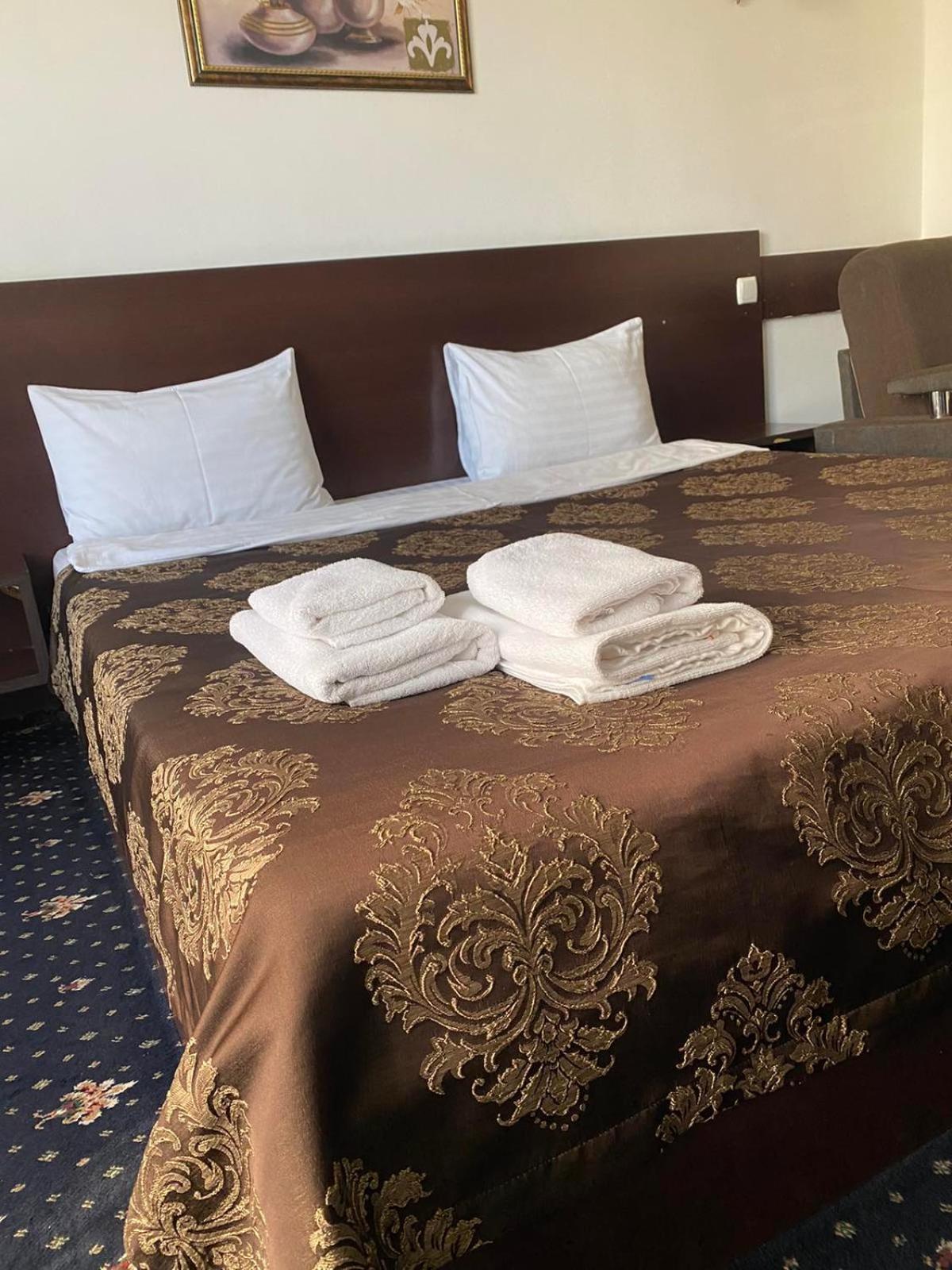 Faraon Hotel Ivano-Frankivsk Eksteriør billede